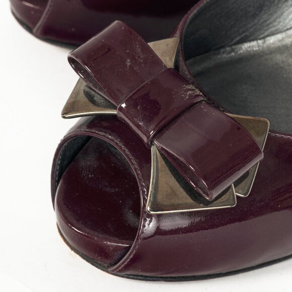 Stuart Weitzman Spice Plum Quasar Patent-Leather Bow Peep-Toe Pumps - Picture 7 of 10